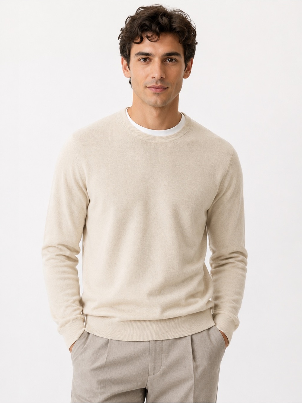 Uniqlo 100% Wool Cream Lightweight Crewneck Sweater Unisex M
